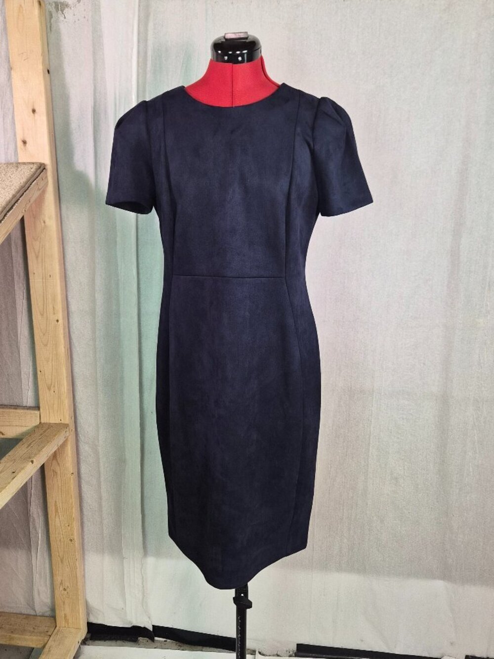 Calvin Klein Women's Blue Faux Suede Sheath Dress Size 12 Knee Length G284